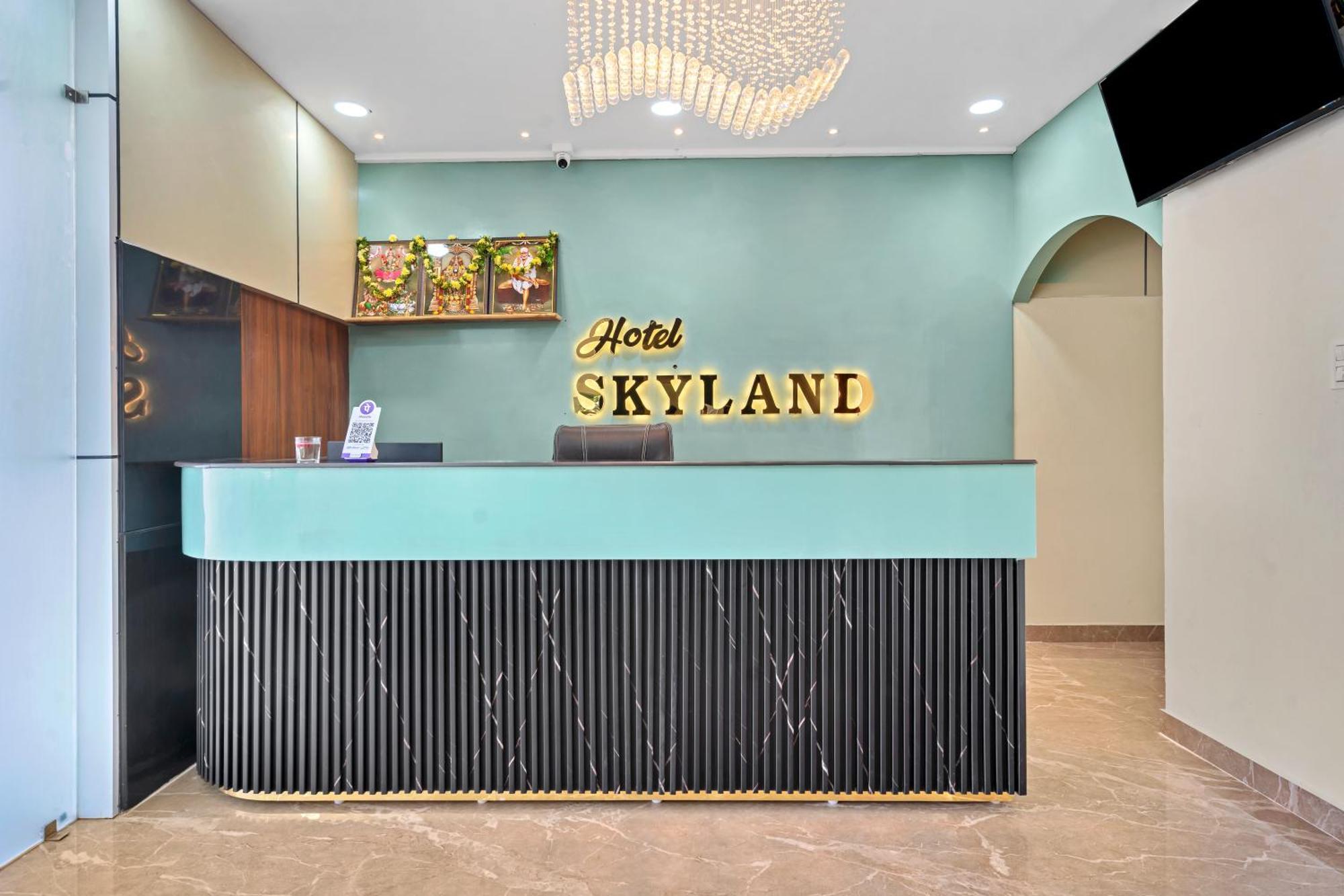 Hotel Sky Land Khammam Exteriér fotografie