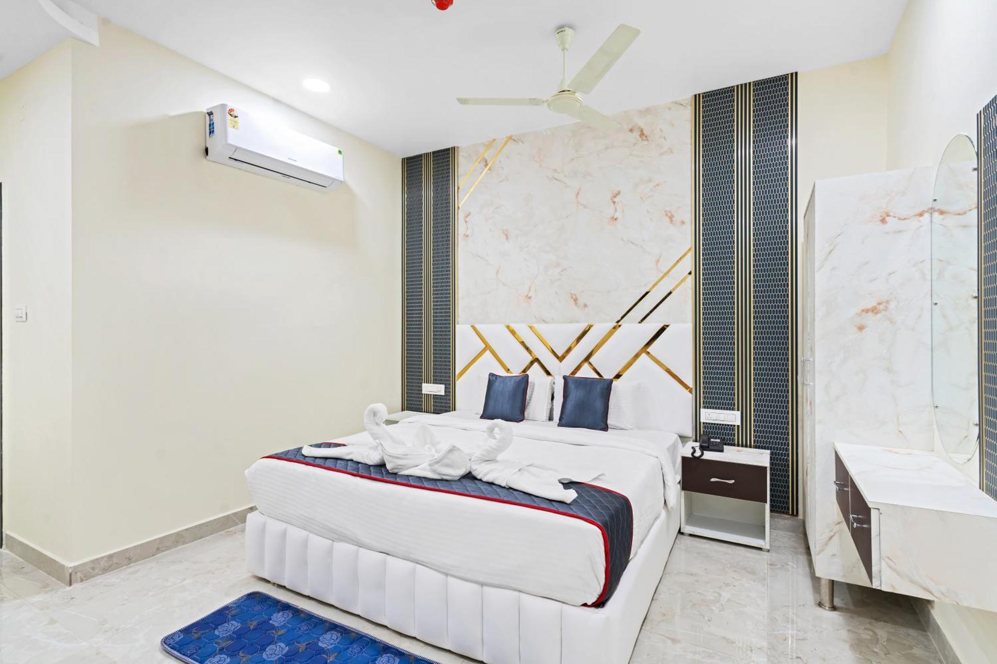 Hotel Sky Land Khammam Exteriér fotografie