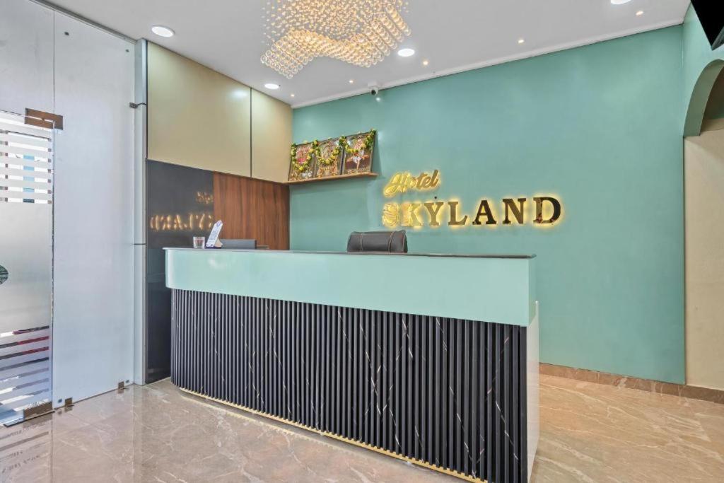 Hotel Sky Land Khammam Exteriér fotografie